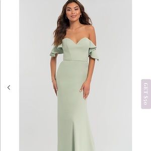 Brand New and Never Worn Kleinfeld Gown!